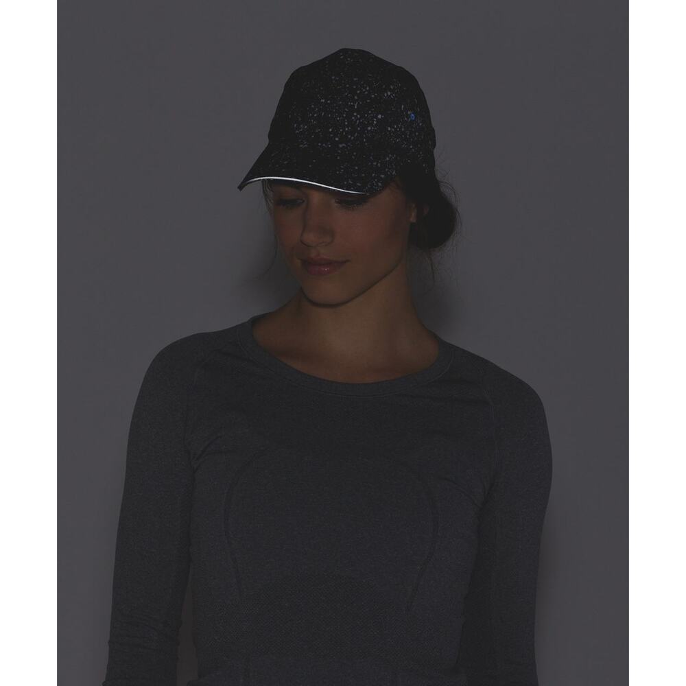 Lululemon Race To Place Run Hat 2.0 Black White Splatter EUC Adjustable - Picture 12 of 15